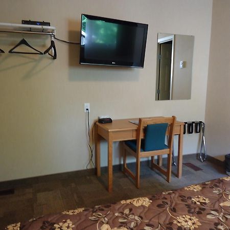קנורה Lake-Vu Motel מראה חיצוני תמונה